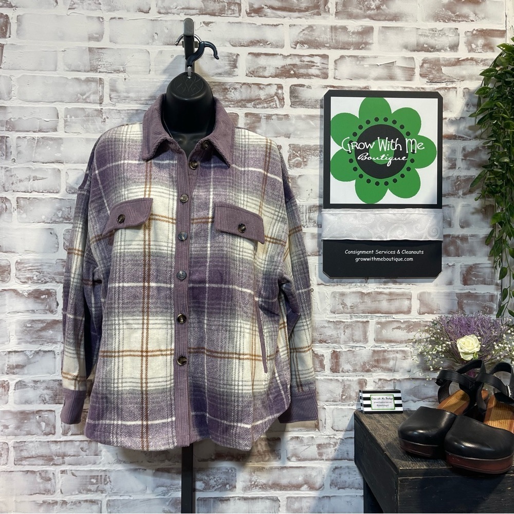 Timing Plaid Button-Up Shirt Jacket Womens medium